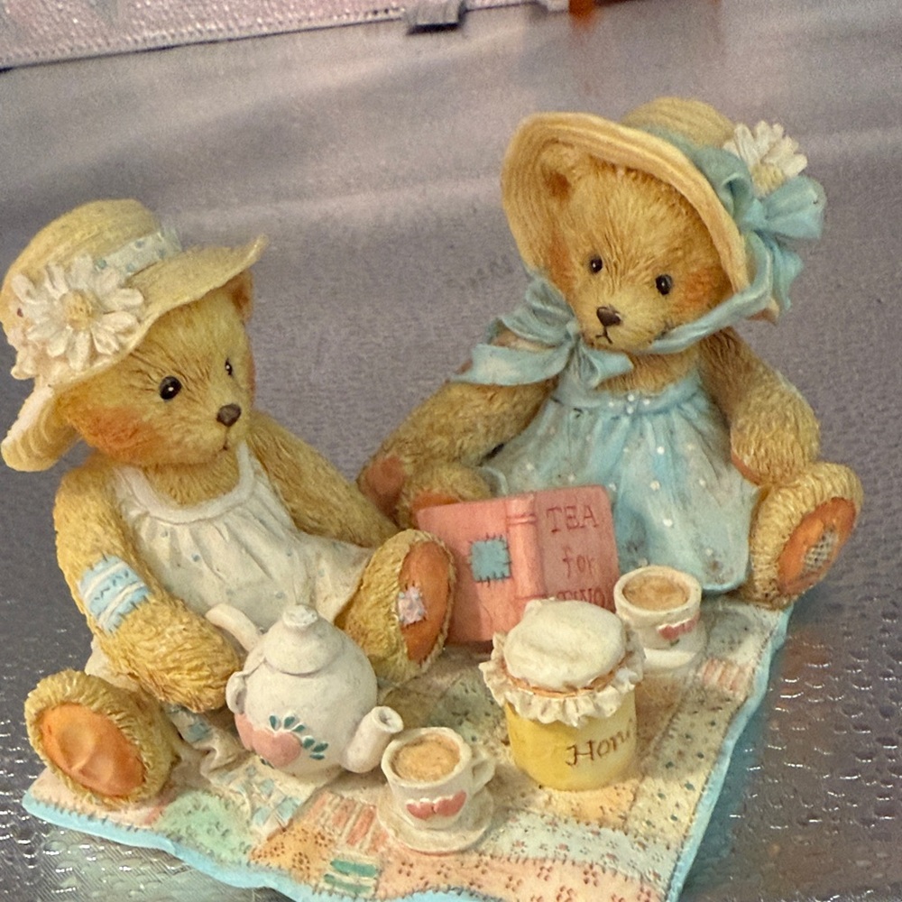 Cherished Teddies Freda and Tina adorable Tea Party - Picture 12 of 12